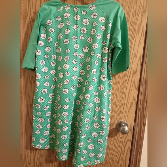 Green cotton nightdress, new, size L - Picture 3 of 3